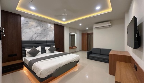 Deluxe Room, City View