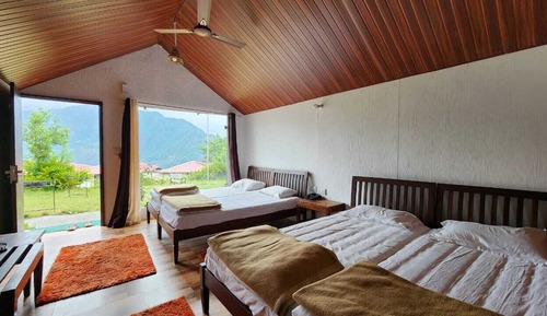 Deluxe Quadruple Room, Mountain View