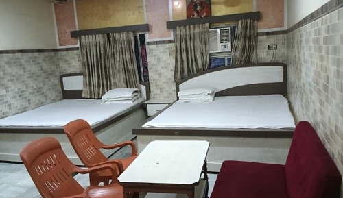 Family Room, 2 Double Beds, 2 Bathrooms