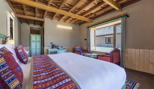 Superior Room, Valley View