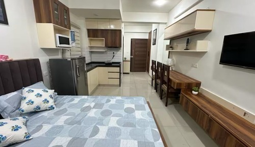 Business Studio, 1 Bedroom, Balcony, Corner