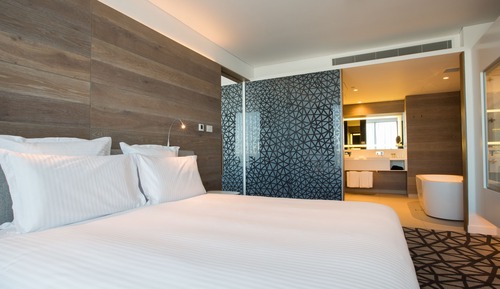 Executive Room, 1 King Bed, Accessible (Executive Benefits, Deluxe, Higher Floor)