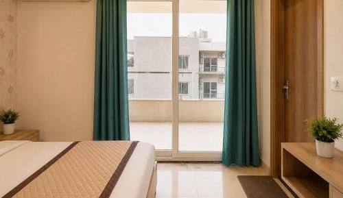 Deluxe Double Room with Balcony