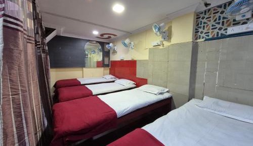 4-Bed Mixed Dormitory Room