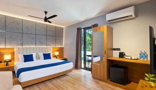 Suite with Hot Tub