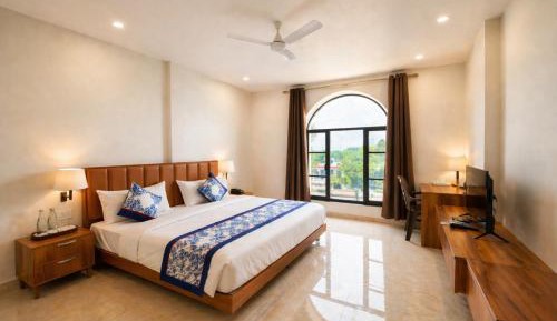 Superior King Room