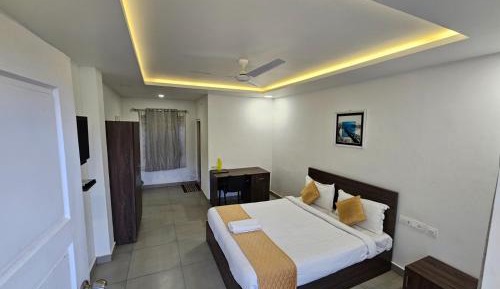 Double Room with Mountain View