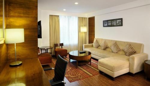 Suite - 20% Discount on Food & Beverages. One way Airport Transfers Included