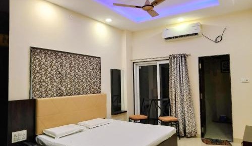 Deluxe Double Room with Balcony