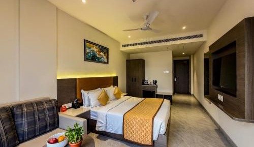 Deluxe King Room