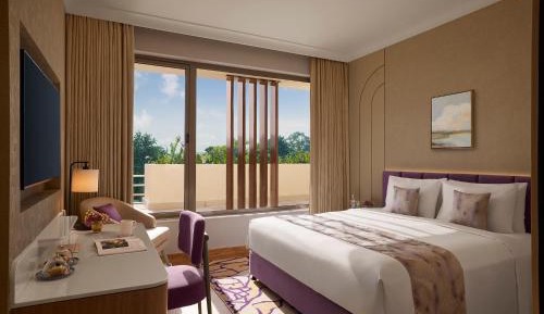 Superior King Room