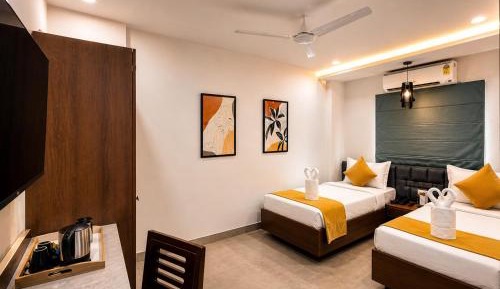 Standard Twin Room