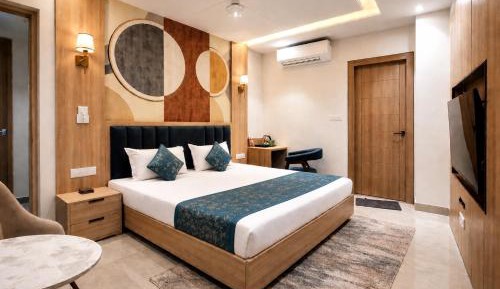 Superior King Room
