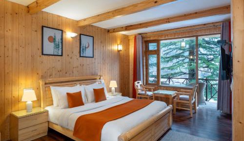 Deluxe Double Room with Balcony