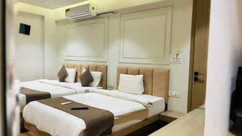 Triple Room with Balcony