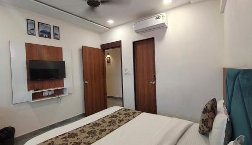 Deluxe Double Room with Shower