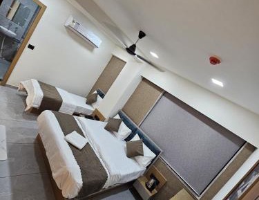 Classic Triple Room