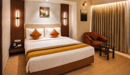 Deluxe Double or Twin Bed