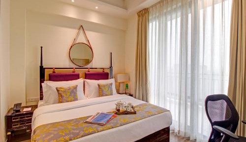 Deluxe Suite with 20% off on Food & Beverages, 20% discount on Laundry & Complimentary Hi Tea