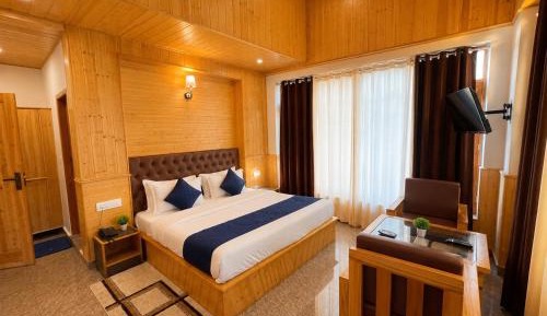 King Room with Balcony