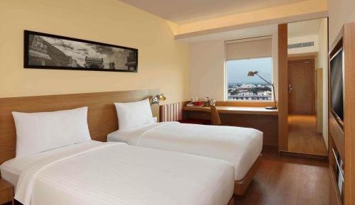 Superior Twin Room with Two Twin Beds