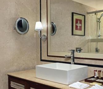 Club Twin Room with Lounge Access - Complimentary IMFL from 6pm to 8pm