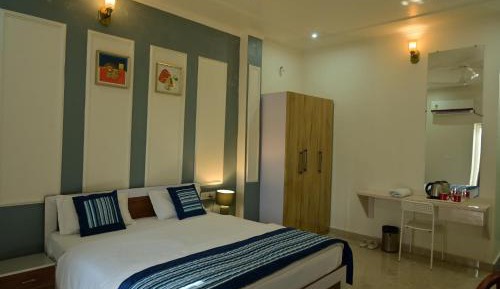 Deluxe Double Room with Balcony