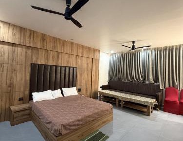 King Suite