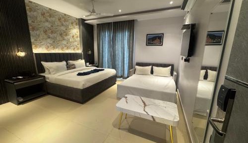Quadruple Room with Balcony