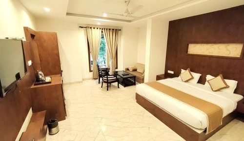 Superior King Room