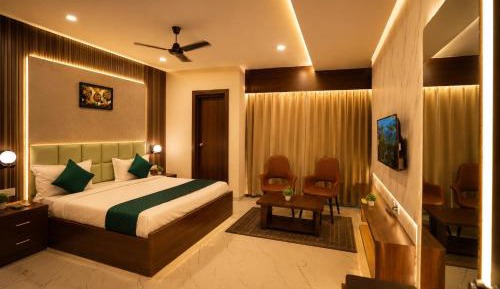 Deluxe King Suite