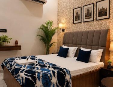 Deluxe Double Room (2 Adults + 1 Child)