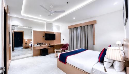 Deluxe King Room