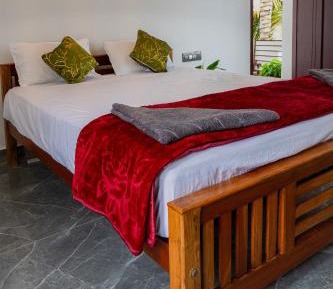 Superior Double or Twin Room with Lake View