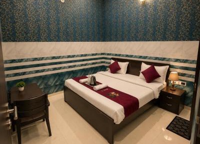 Double Room with Private Bathroom