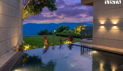 Suite with Private Pool