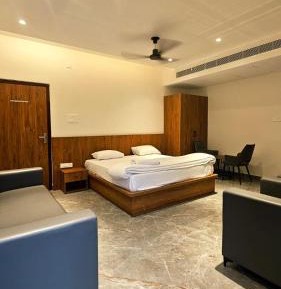 Deluxe Junior Suite