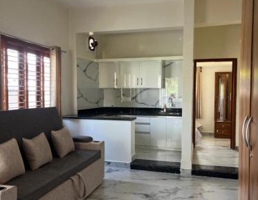 Classic One-Bedroom Apartment with King Bed