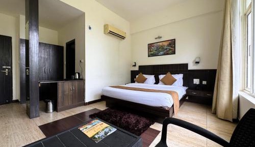 King Room with Balcony