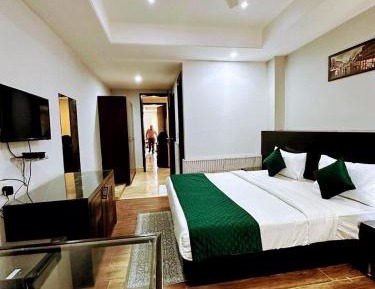 Deluxe Double Room with Balcony