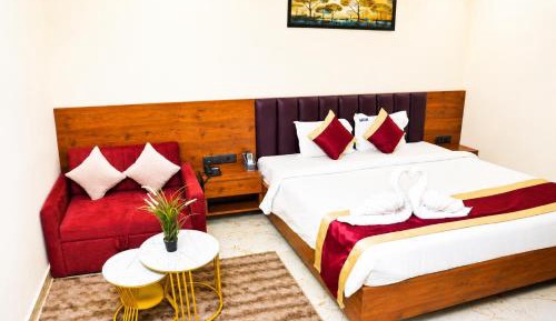Deluxe King Room