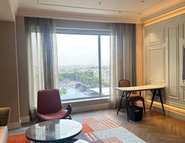 Executive Suite - Executive lounge access X Complimentary Golden Temple transfers