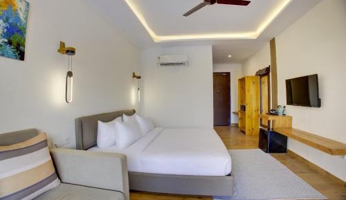 Deluxe King Room