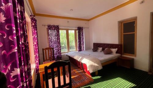 Double Room with Mountain View