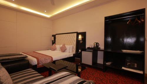 Executive Suite