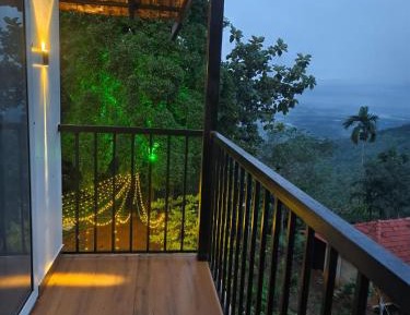 King Room with Mountain View