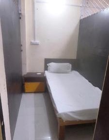 Mixed Dormitory Room