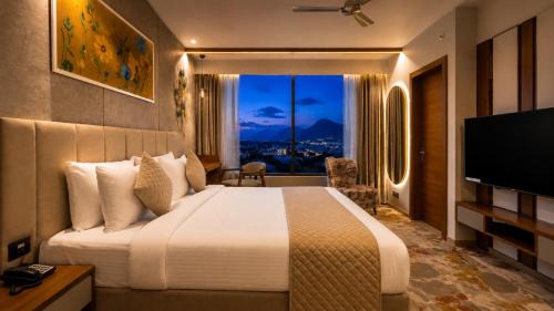 Junior Suite: Early Check-In upto 3 hours (subject to availability), Complimentary Welcome Drink on arrival