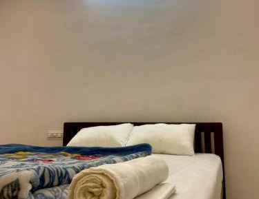 Deluxe Double or Twin Room with Balcony