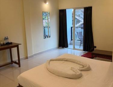 Queen Room with Balcony